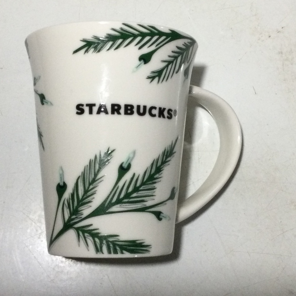 Starbucks 2020 Holiday Christmas EVERGREEN & LIGHTS 10 oz. MUG.